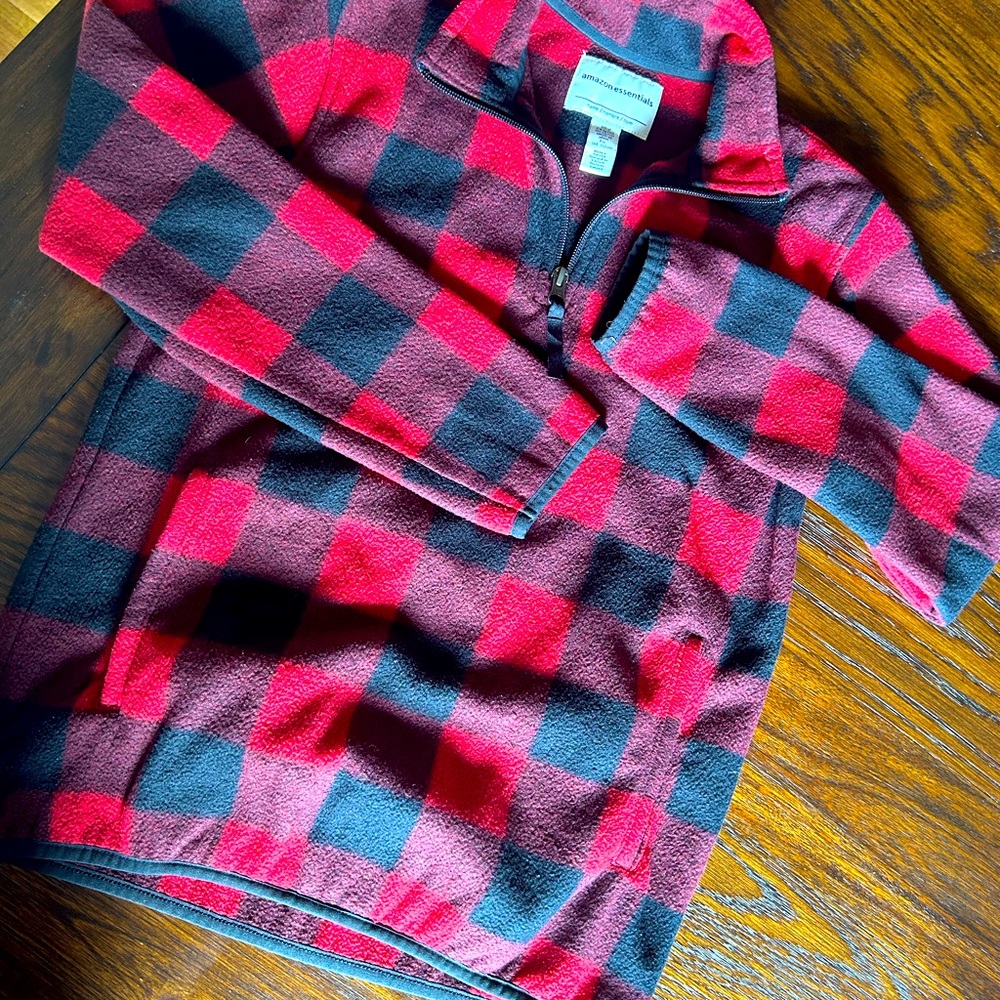 Boys med/smaller fit Red and black plaid pullover